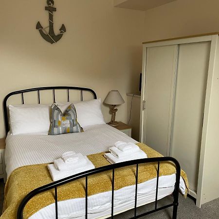 2 Bedroom Flat In Stornoway Town Centre Kültér fotó