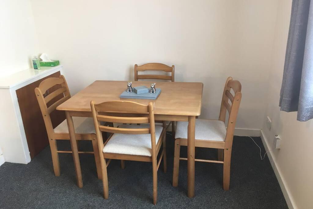 2 Bedroom Flat In Stornoway Town Centre Kültér fotó