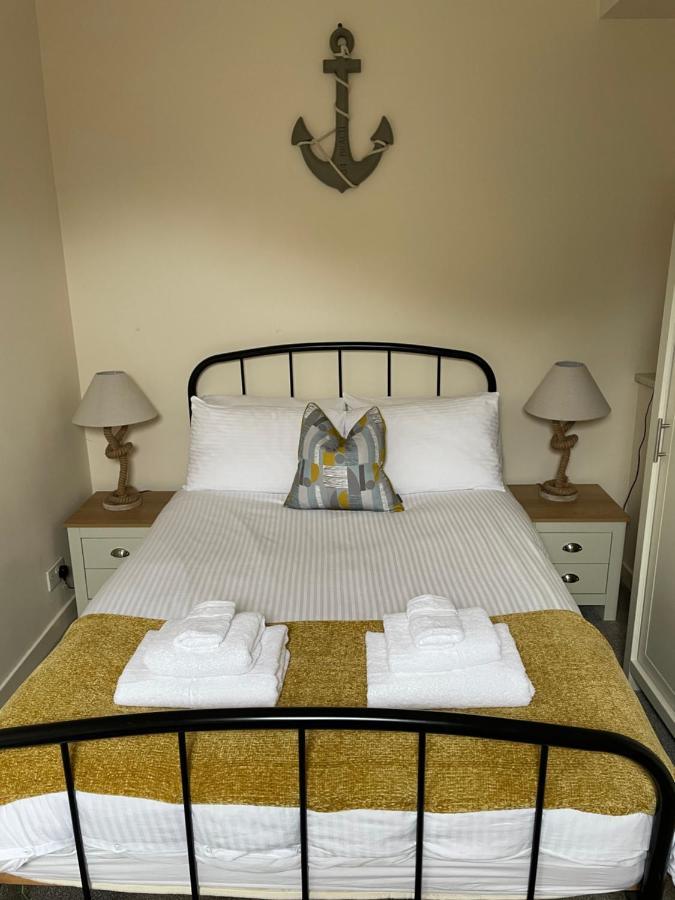 2 Bedroom Flat In Stornoway Town Centre Kültér fotó