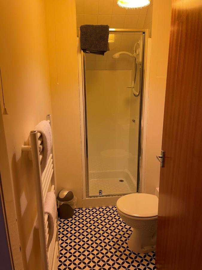 2 Bedroom Flat In Stornoway Town Centre Kültér fotó