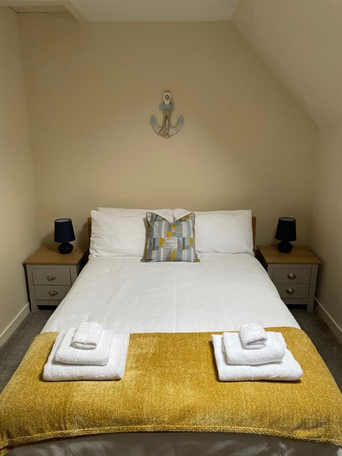 2 Bedroom Flat In Stornoway Town Centre Kültér fotó